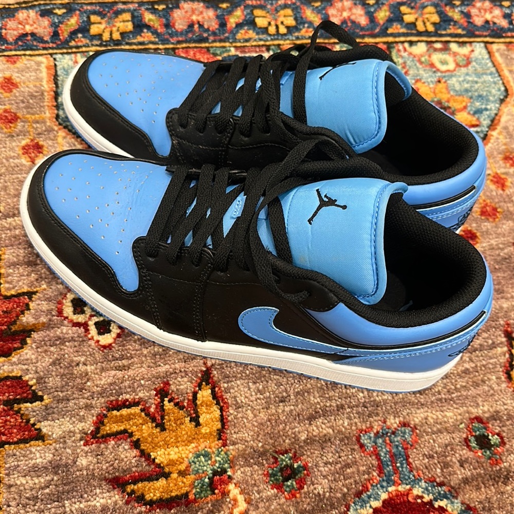 Air Jordan Men's Shoes barely worn food tread no heal drag